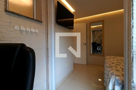 Apartamento à venda com 98m², 2 quartos e 1 vagaSacada do Quarto 2