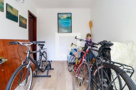 Casa à venda com 243m², 4 quartos e 5 vagasÉdicula