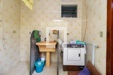 Casa à venda com 243m², 4 quartos e 5 vagasÁrea de Serviço