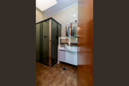 Casa à venda com 243m², 4 quartos e 5 vagasBanheiro 3