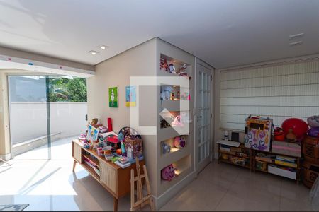 Casa para alugar com 500m², 4 quartos e 4 vagas Casa para alugar com 500m², 4 quartos e 4 vagasÁrea de Lazer - Brinquedoteca