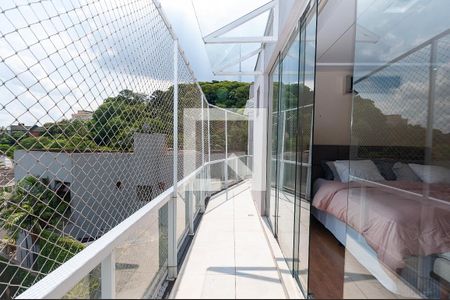 Casa para alugar com 500m², 4 quartos e 4 vagas Casa para alugar com 500m², 4 quartos e 4 vagasVaranda Quarto 2 Suíte