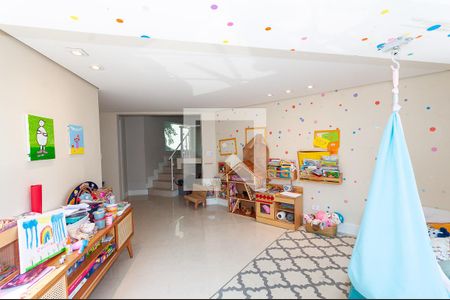 Casa para alugar com 500m², 4 quartos e 4 vagas Casa para alugar com 500m², 4 quartos e 4 vagasÁrea de Lazer - Brinquedoteca