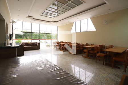 Apartamento para alugar com 160m², 3 quartos e 1 vaga Apartamento para alugar com 160m², 3 quartos e 1 vagaÁrea comum - Salão de festas