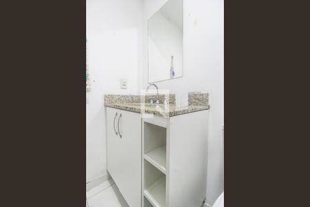 Apartamento à venda com 76m², 2 quartos e sem vaga Apartamento à venda com 76m², 2 quartos e sem vagaBanheiro da Suíte