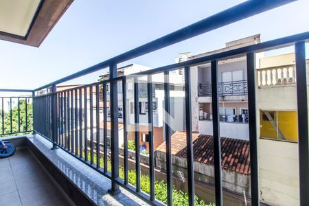 Apartamento à venda com 76m², 2 quartos e sem vaga Apartamento à venda com 76m², 2 quartos e sem vagaVaranda