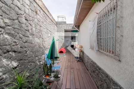 Casa à venda com 368m², 3 quartos e 2 vagas Casa à venda com 368m², 3 quartos e 2 vagasÁrea externa