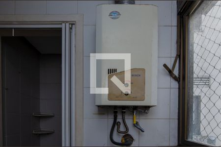 Apartamento para alugar com 100m², 3 quartos e 2 vagas Apartamento para alugar com 100m², 3 quartos e 2 vagasCozinha e Área de Serviço