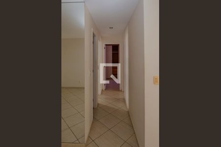 Apartamento para alugar com 100m², 3 quartos e 2 vagas Apartamento para alugar com 100m², 3 quartos e 2 vagasCorredor