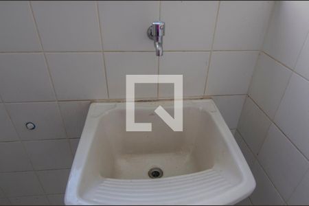 Apartamento para alugar com 100m², 3 quartos e 2 vagas Apartamento para alugar com 100m², 3 quartos e 2 vagasCozinha e Área de Serviço