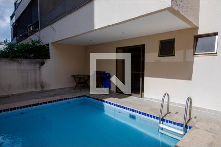 Apartamento para alugar com 100m², 3 quartos e 2 vagas Apartamento para alugar com 100m², 3 quartos e 2 vagasÁrea comum - piscina