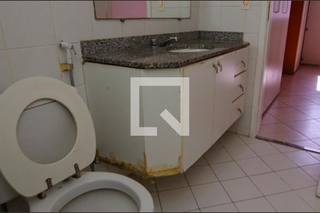 Apartamento para alugar com 100m², 3 quartos e 2 vagas Apartamento para alugar com 100m², 3 quartos e 2 vagasBanheiro da Suíte