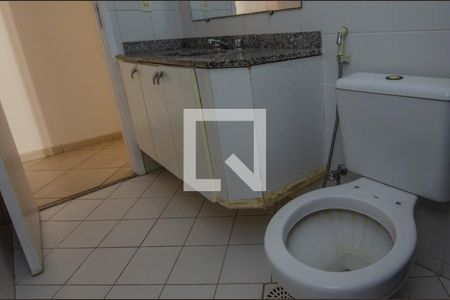 Apartamento para alugar com 100m², 3 quartos e 2 vagas Apartamento para alugar com 100m², 3 quartos e 2 vagasBanheiro social