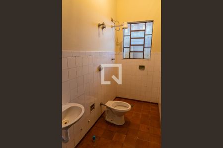 Casa à venda com 180m², 5 quartos e 2 vagasBanheiro