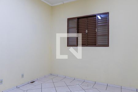 Casa à venda com 180m², 5 quartos e 2 vagasQuarto 5