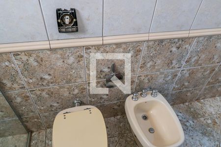 Casa à venda com 180m², 5 quartos e 2 vagasBanheiro