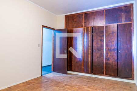 Casa à venda com 180m², 5 quartos e 2 vagasQuarto 3