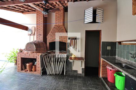 Apartamento à venda com 180m², 3 quartos e 4 vagasChurrasqueira