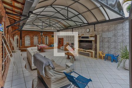 Casa de condomínio à venda com 555m², 4 quartos e 4 vagas Casa de condomínio à venda com 555m², 4 quartos e 4 vagasSala 2