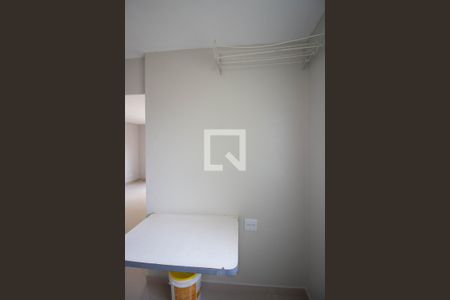 Apartamento à venda com 48m², 2 quartos e 1 vaga Apartamento à venda com 48m², 2 quartos e 1 vagaÁrea de Serviço