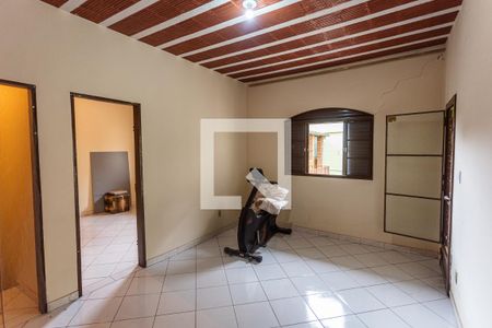 Casa à venda com 419m², 6 quartos e 3 vagas Casa à venda com 419m², 6 quartos e 3 vagasSala da Casa dos Fundos