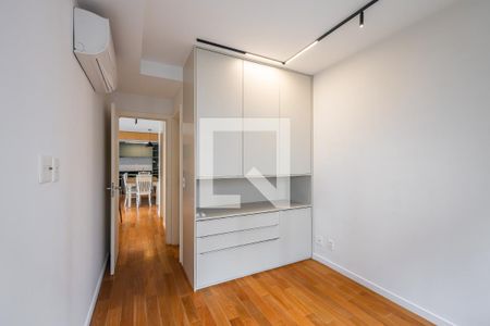 Suíte 1 de apartamento para alugar com 2 quartos, 82m² em Pinheiros, São Paulo