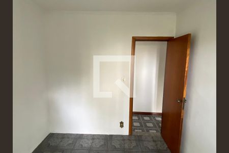 Quarto 1 de apartamento para alugar com 2 quartos, 70m² em Vila Guarani, São Paulo