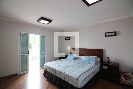 Casa à venda com 300m², 3 quartos e 4 vagasSuíte 1