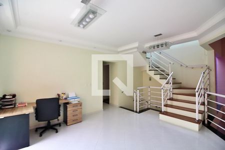 Casa à venda com 300m², 3 quartos e 4 vagasEscritório