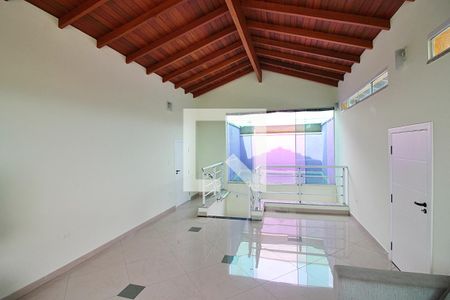 Casa à venda com 300m², 3 quartos e 4 vagasSala de TV