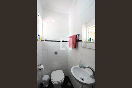 Casa à venda com 300m², 3 quartos e 4 vagasBanheiro de serviço