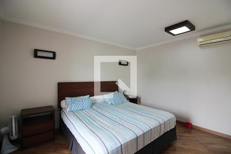 Casa à venda com 300m², 3 quartos e 4 vagasSuíte 1