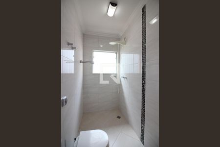 Casa à venda com 300m², 3 quartos e 4 vagasSuíte 2 Banheiro