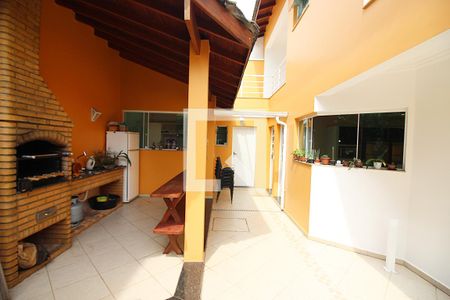 Casa à venda com 300m², 3 quartos e 4 vagasQuintal e Churrasqueira