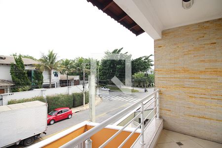 Casa à venda com 300m², 3 quartos e 4 vagasSuíte 1 Sacada