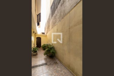 Casa à venda com 162m², 3 quartos e 2 vagasCorredor Lateral