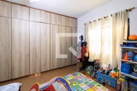 Casa à venda com 162m², 3 quartos e 2 vagasSuíte