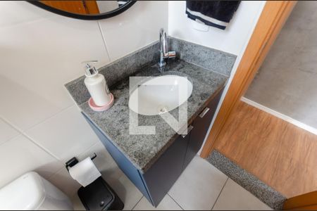 Apartamento à venda com 43m², 2 quartos e 1 vaga Apartamento à venda com 43m², 2 quartos e 1 vagaBanheiro