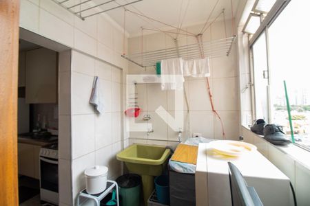 Apartamento à venda com 70m², 2 quartos e 2 vagas Apartamento à venda com 70m², 2 quartos e 2 vagasÁrea de Serviço