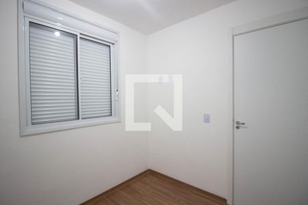Quarto 1 de apartamento para alugar com 2 quartos, 43m² em Cidade Líder, São Paulo