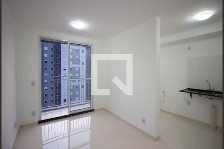 Sala de apartamento para alugar com 2 quartos, 43m² em Cidade Líder, São Paulo