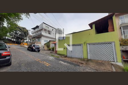 Casa à venda com 790m², 2 quartos e 1 vaga Casa à venda com 790m², 2 quartos e 1 vagaCasas do Terreno