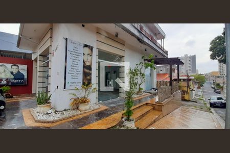 Casa à venda com 790m², 2 quartos e 1 vaga Casa à venda com 790m², 2 quartos e 1 vagaFrente da Casa Principal