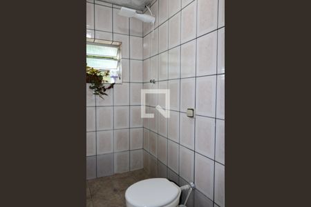 Casa à venda com 790m², 2 quartos e 1 vaga Casa à venda com 790m², 2 quartos e 1 vagaBanheiro Social