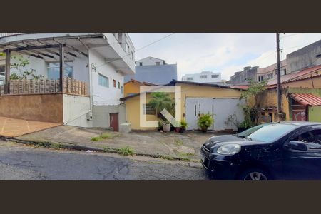 Casa à venda com 790m², 2 quartos e 1 vaga Casa à venda com 790m², 2 quartos e 1 vagaCasas do Terreno