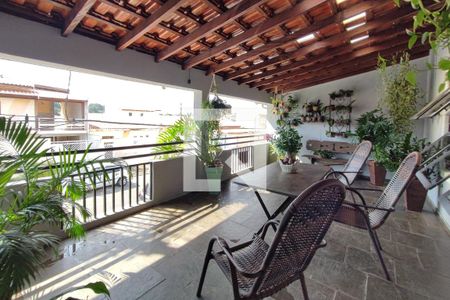 Casa à venda com 160m², 3 quartos e 3 vagasVaranda