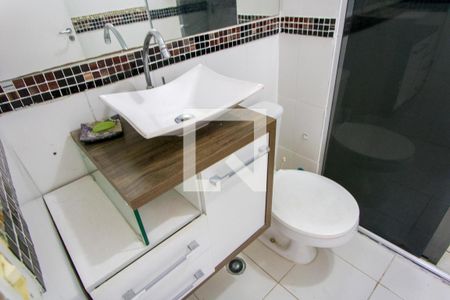 Apartamento à venda com 40m², 2 quartos e 1 vaga Apartamento à venda com 40m², 2 quartos e 1 vagaBanheiro