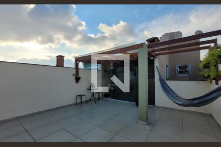 Apartamento à venda com 108m², 2 quartos e 1 vaga Apartamento à venda com 108m², 2 quartos e 1 vagaCobertura