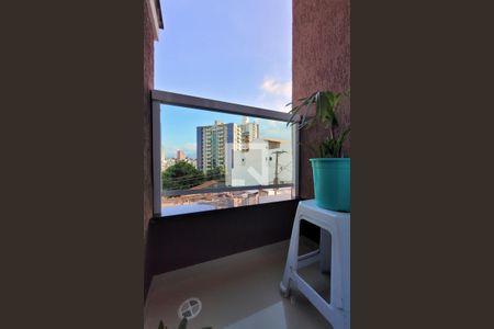 Apartamento à venda com 108m², 2 quartos e 1 vaga Apartamento à venda com 108m², 2 quartos e 1 vagaSacada
