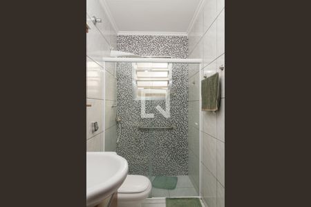 Casa à venda com 280m², 5 quartos e 4 vagas Casa à venda com 280m², 5 quartos e 4 vagasBanheiro 2